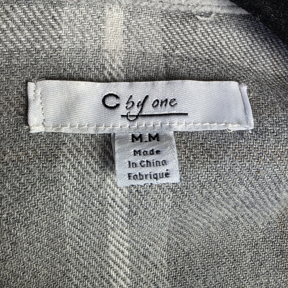 C By One Gray White Plaid Women's Button Down Flannel Jacket - Picture 8 of 9